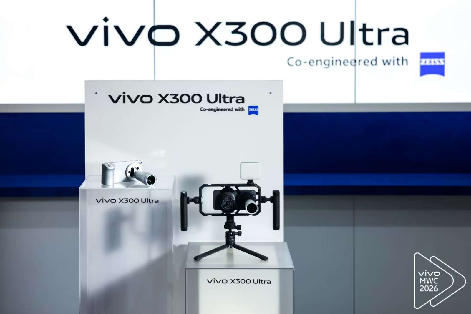 “vivo X300 Ultra When a Smartphone Transforms into a Cinematic Powerhouse”